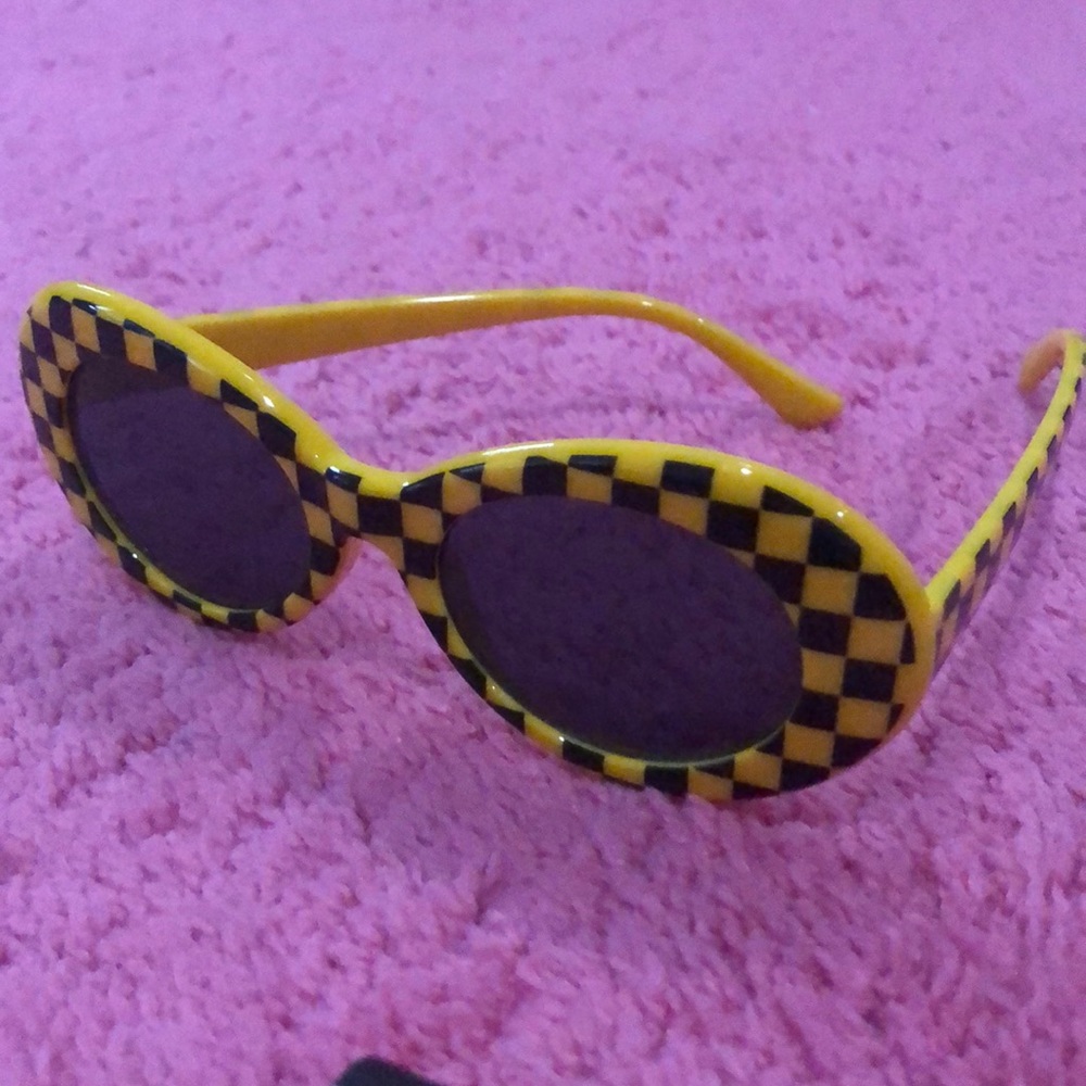 yellow checkerboard clout glasses